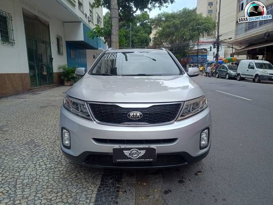 KIA SORENTO 2.4 16V GASOLINA EX AUTOMÁTICO KIA SORENTO 2.4 16V GASOLINA EX AUTOMÁTICO